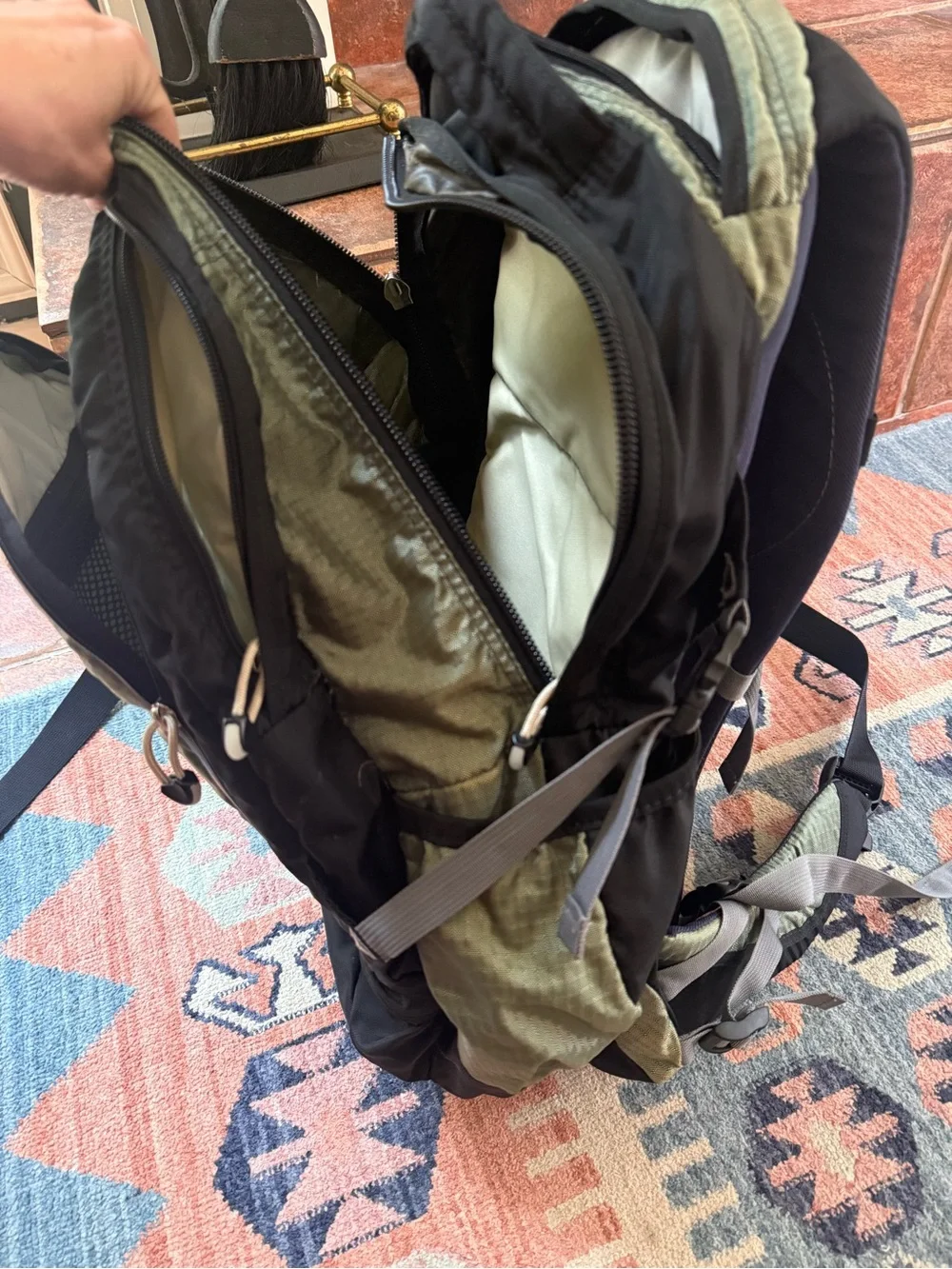 Vintage JanSport Syncline 38 Olive Green hiking day camp Backpack